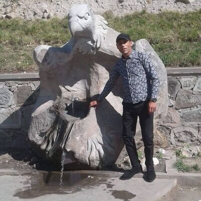  ,   Armen N, 36 ,   ,   