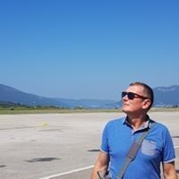  ,   Igor, 52 ,  