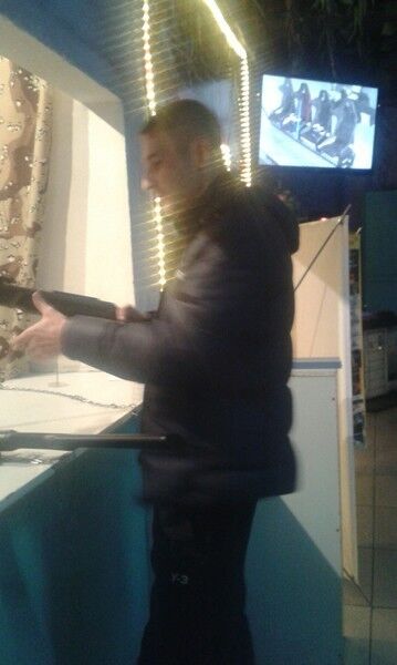  16323047  Bob bobo, 40 ,    