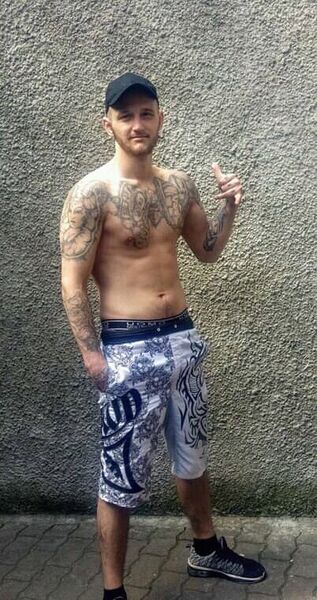  ,   Toms, 29 ,     , c 
