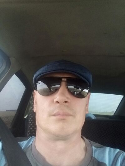  ,   Aleksei, 44 ,   ,   