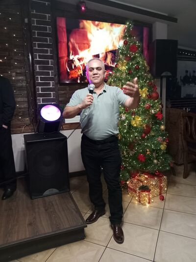  ,   Vartan, 49 ,   ,   , c , 