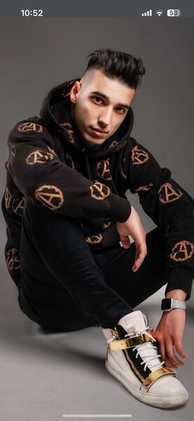  ,   Edward, 25 ,   ,   
