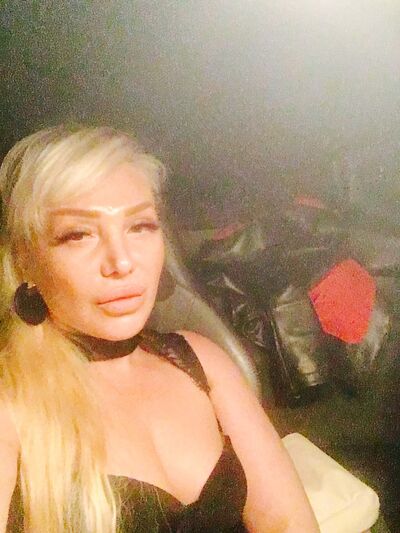  ,   Katy, 40 ,   ,   , c 
