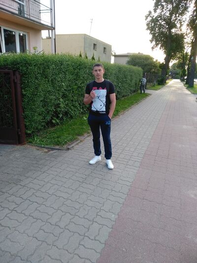  ,   Pawa, 32 ,   ,   , c 