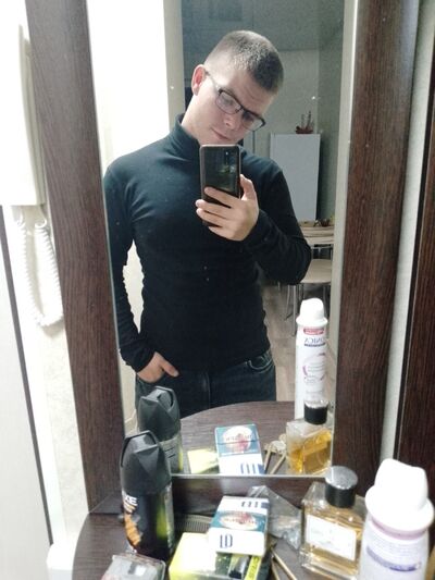  ,   Artyom, 26 ,   ,   