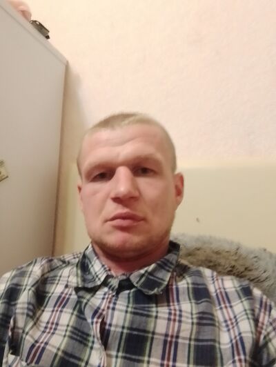  ,   Vasily, 33 ,   c 