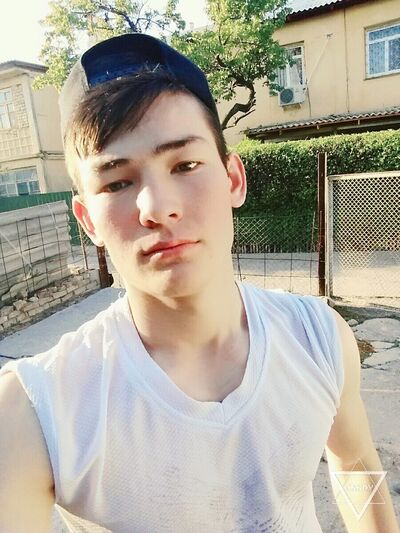  ,   Elli, 26 ,   ,   , c 