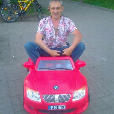  ,   Sergey, 60 ,  