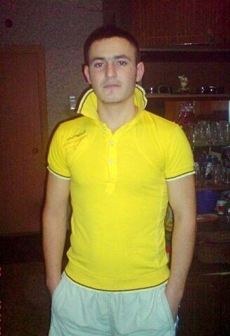  10973447  Viktor, 34 ,    