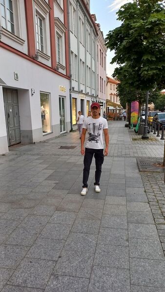  Homberg,   , 44 ,   ,   