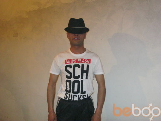  ,   Zah, 43 ,  