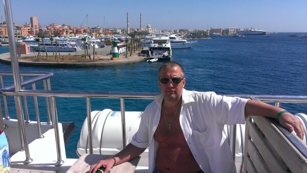  ,   Andrey, 49 ,   ,   , c 