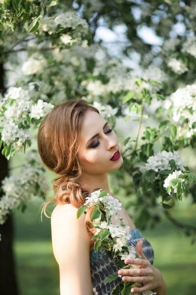  ,   Viktoria, 28 ,   ,   , c 