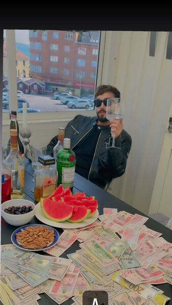  ,   Benjamin, 29 ,   ,   