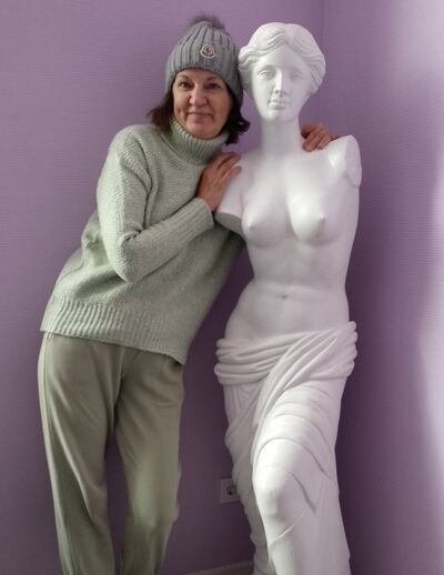 ,   Irina, 55 ,   c 