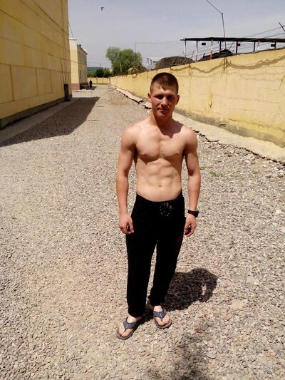  ,   Maxim, 31 ,   