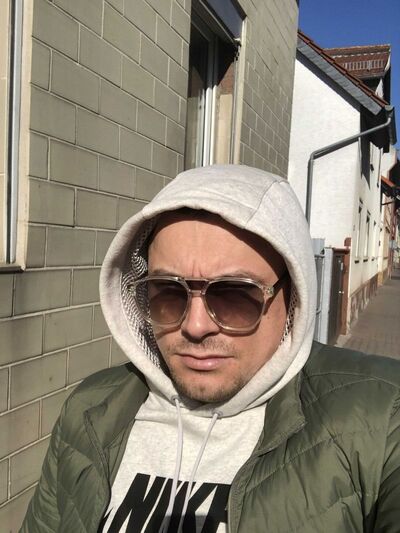  ,   Viorel, 33 ,   ,   