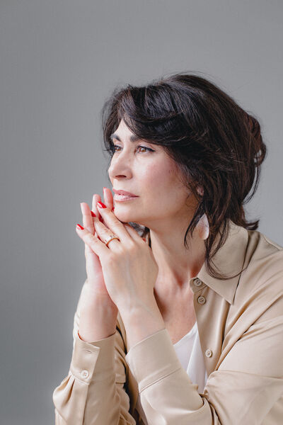  ,   Victoria, 52 ,     , c 