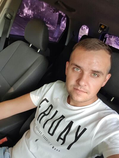  --,   Maxim, 35 ,   ,   