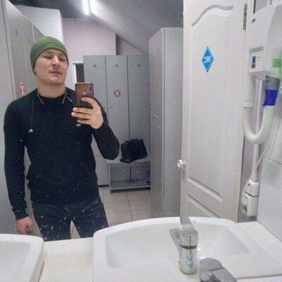 ,   Islom, 27 ,     