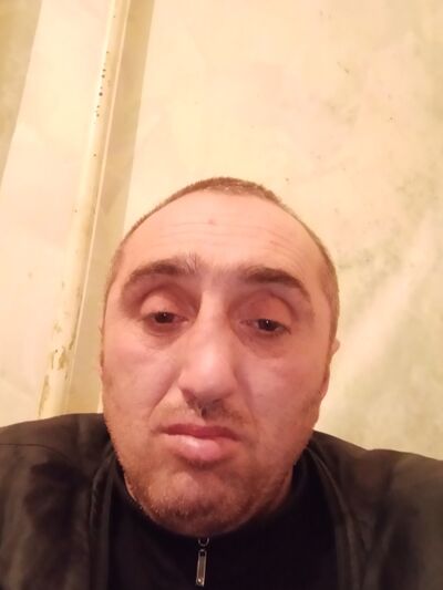  ,   Fayik, 42 ,   ,   