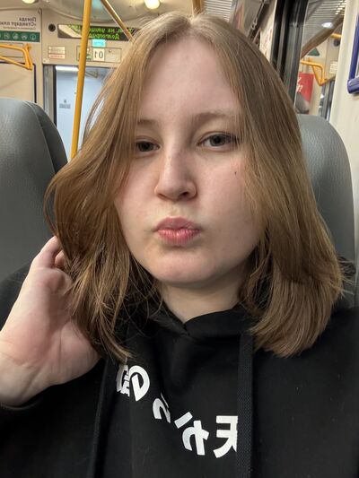  ,   Tanya, 22 ,   ,   