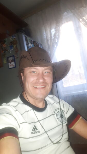  ,   Maxim, 43 ,   ,   