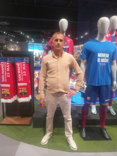  Antwerp,   Elxan, 48 ,   ,   