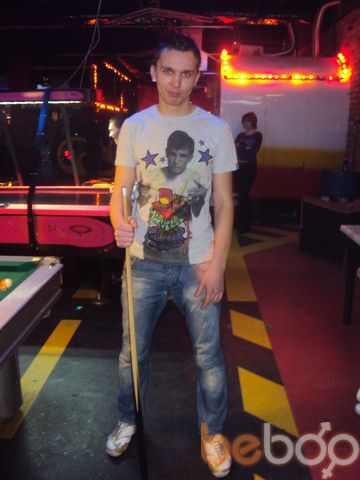  ,   Klark, 34 ,  