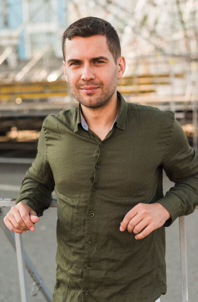  ,   Alex, 28 ,   ,   