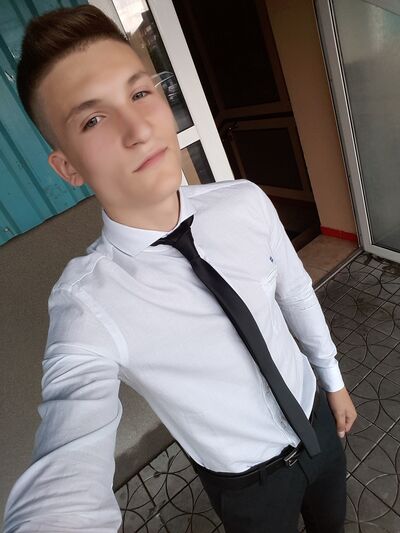  ,   Ivan, 26 ,   ,   