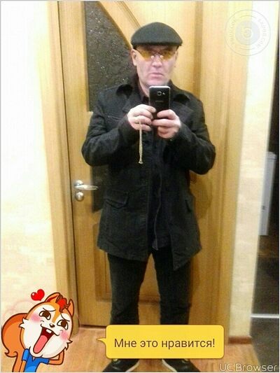  ,   Rassel, 49 ,   