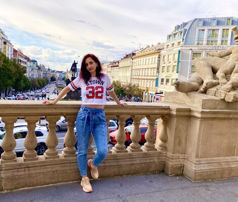  ,   Anastasia, 31 ,   ,   