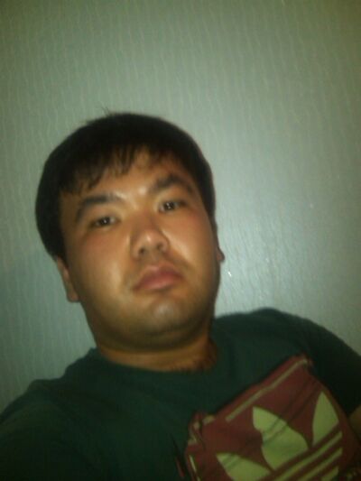  ,   Max, 33 ,   