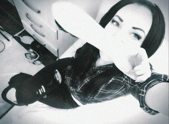  ,   Leyla, 38 ,   ,   