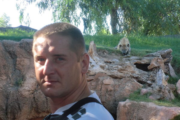  ,   Arunas, 46 ,   ,   , c 