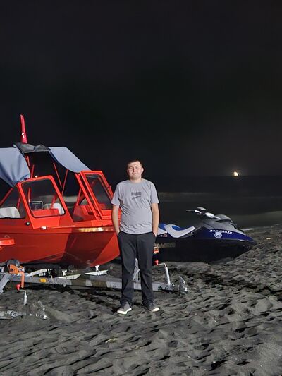  ,   Vladimer, 29 ,   ,   