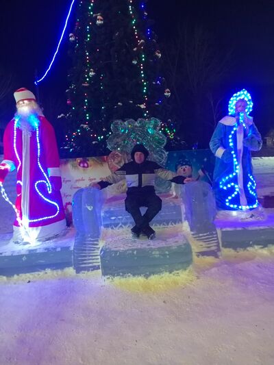  ,   Aleksei, 42 ,   ,   