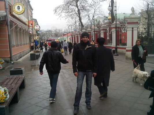  ,   Oleg, 39 ,   