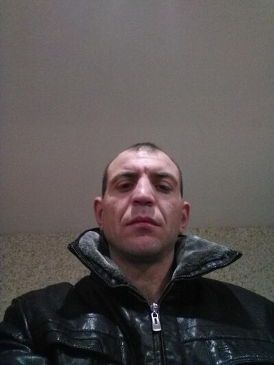  ,   Vasea, 37 ,   ,   
