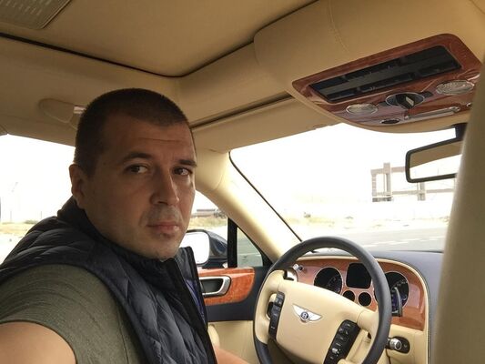  ,   Pasha, 44 ,   ,   , c 
