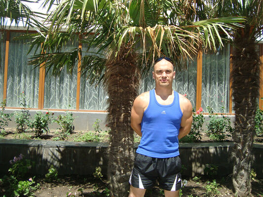  ,   Nikola, 43 ,   , 