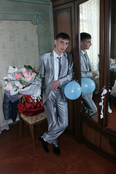  -,   Samvel, 32 ,   ,   , c 