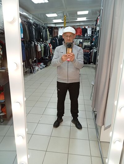   ,   Vladimir, 49 ,     , c 