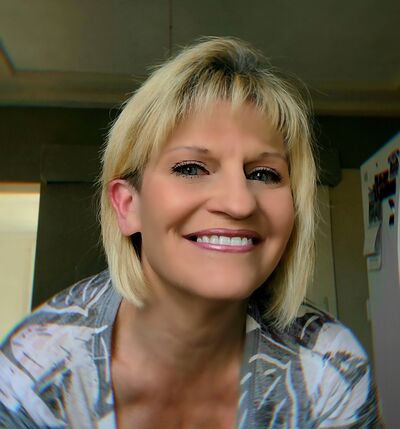  East Saint Louis,   Lisa Benham, 56 ,   ,   
