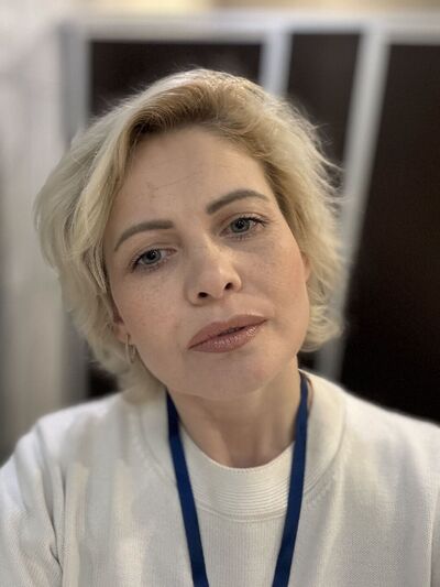  ,   Olga, 42 ,   ,   , c , 