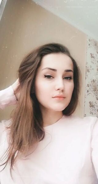  ,   Alinuccia, 31 ,   