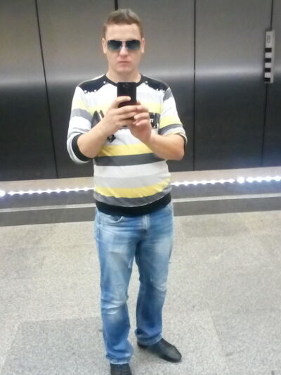  ,   Victor, 32 ,   ,   , c 