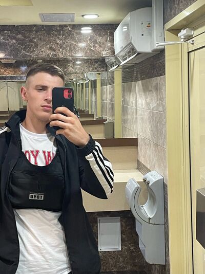  ,   Nik, 23 ,   ,   